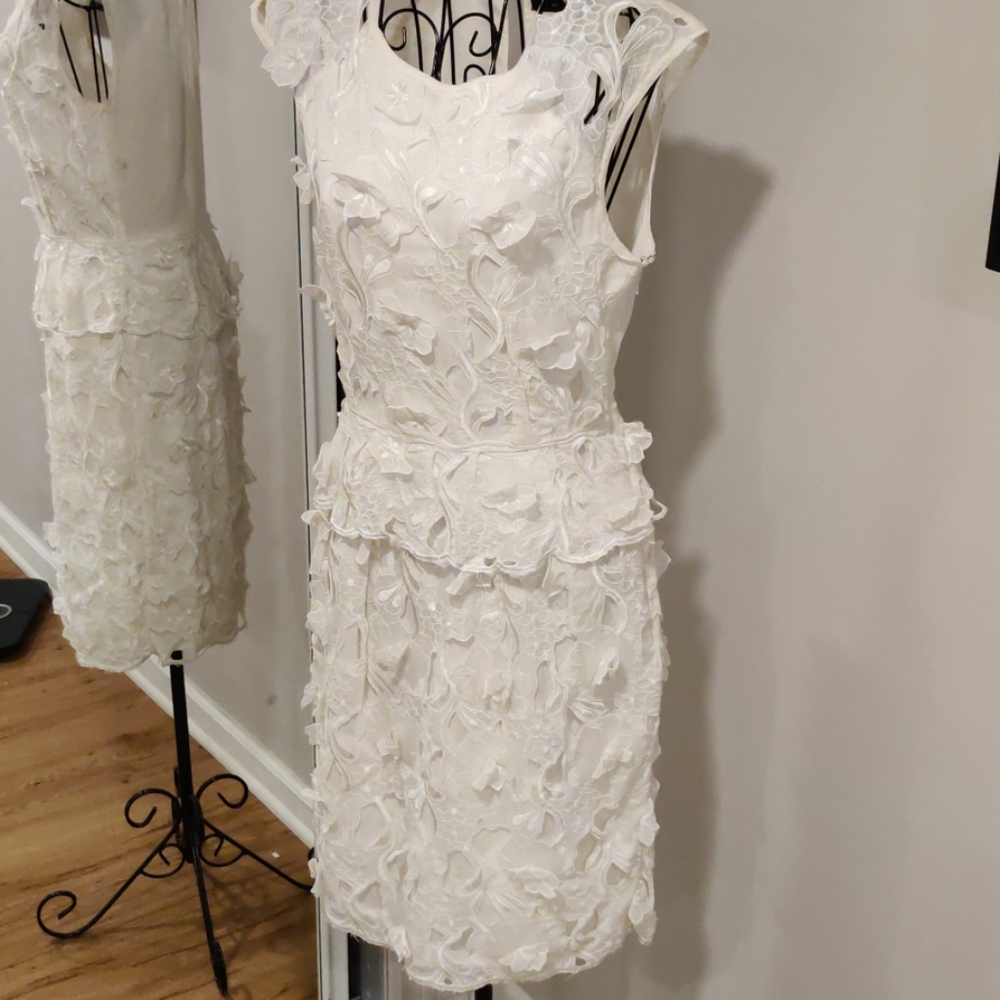 Bcbgmaxazria white dress